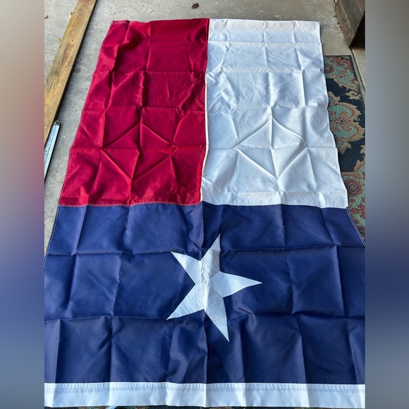 Heavy duty TEXAS flag! 65”x45” with embroidered star. - Picture 1 of 3
